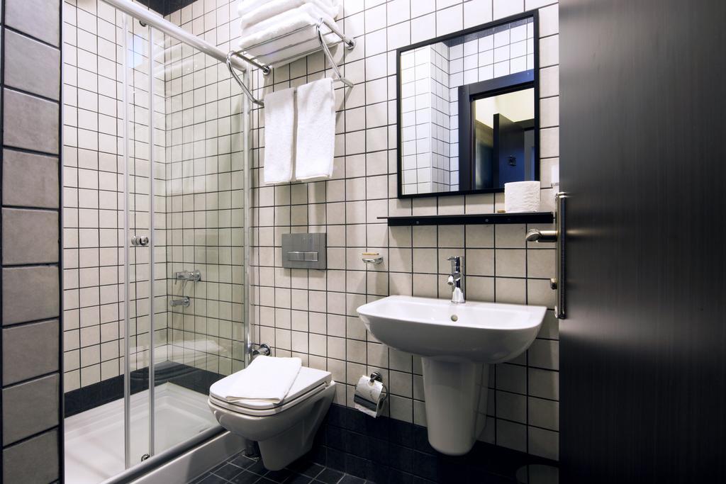 Big Urban Stay Hotel Istanbul Exterior photo